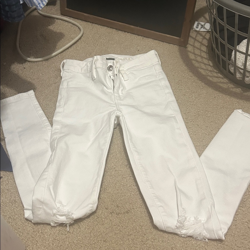 American Eagle White Jeans